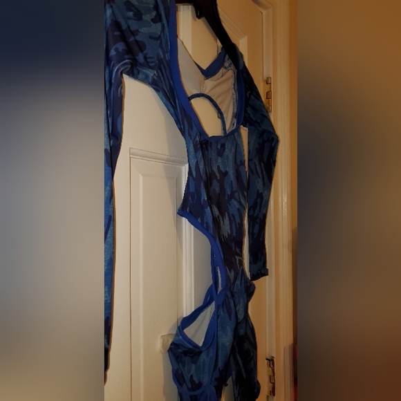 BARTENDER UNIFORM BOTTLE GIRL OUTFIT S - Picture 3 of 5